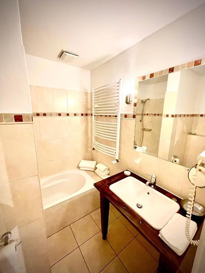 Hotel Zur Roemerbruecke Neuwied Extérieur photo