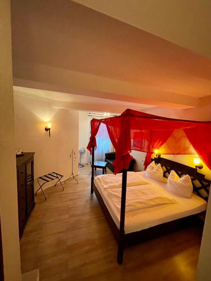 Hotel Zur Roemerbruecke Neuwied Extérieur photo